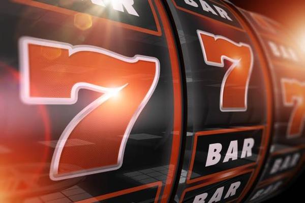How Mobile Features Work Across online casinos Singapore
