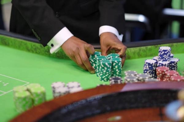 A Closer Look at Today’s Singapore online casino